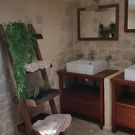 De Pied Chapel - Piscine, Et Pleine Nature